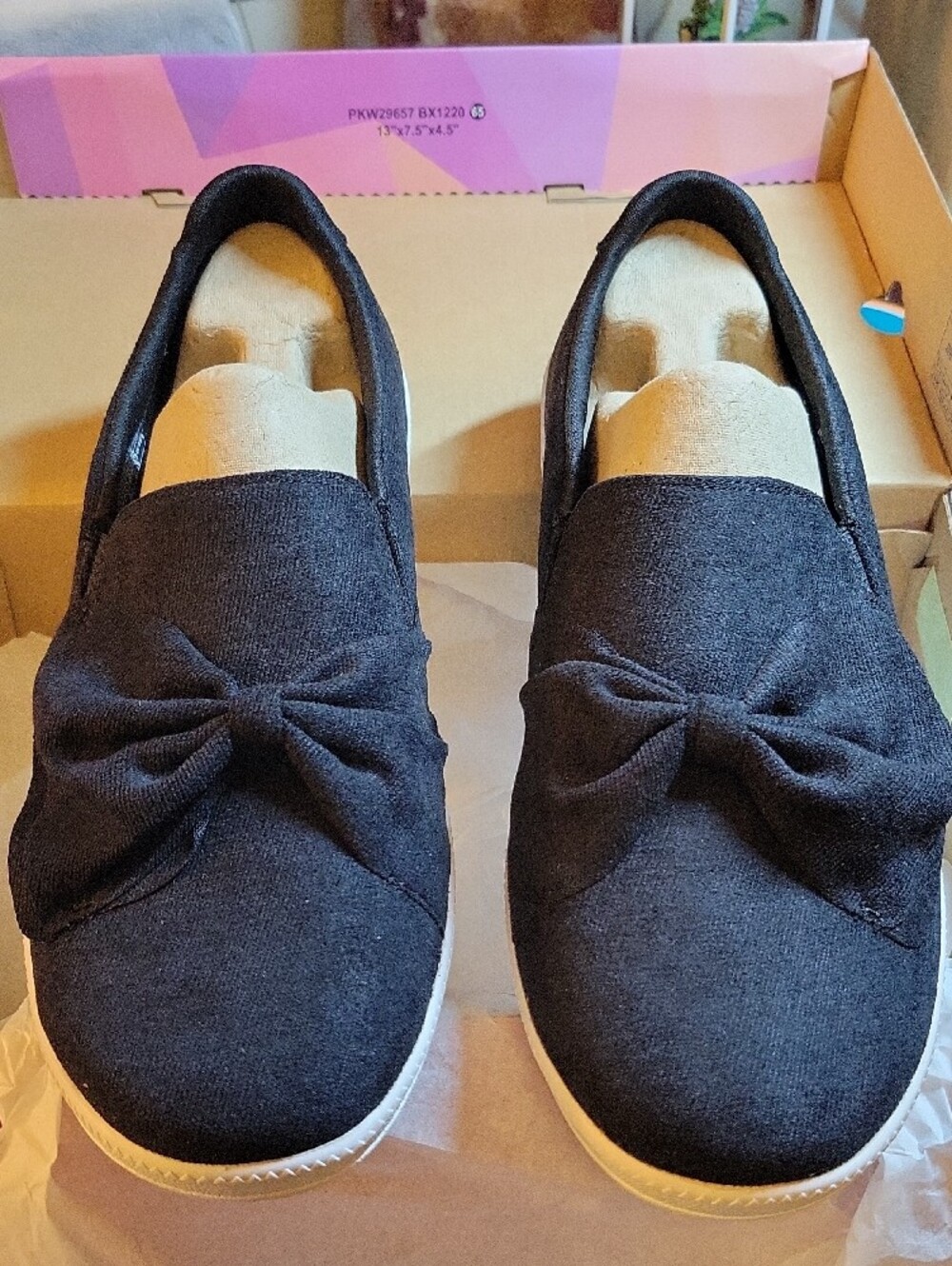 Skechers Madison Ave My Town Black Wide Fit Size 10 New in Box